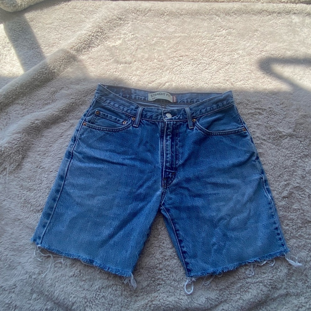 Levi’s 508 Cutoff Distressed Medium Wash Denim Jorts/Mom Shorts